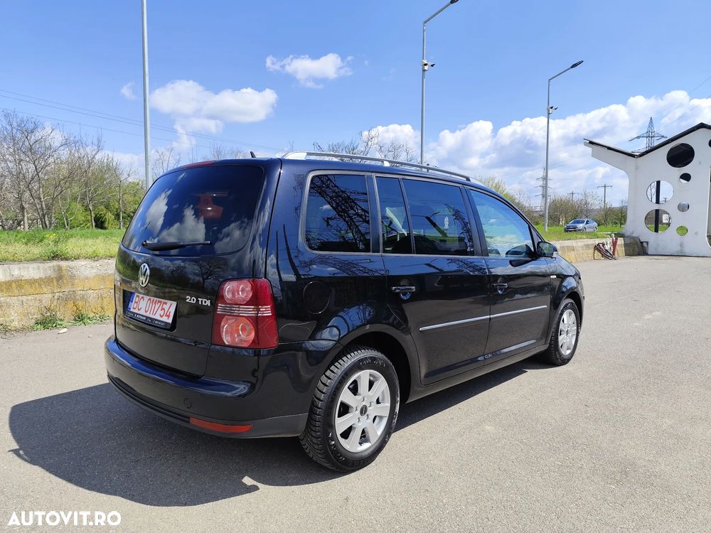 Volkswagen Touran 2.0TDI Highline - 5
