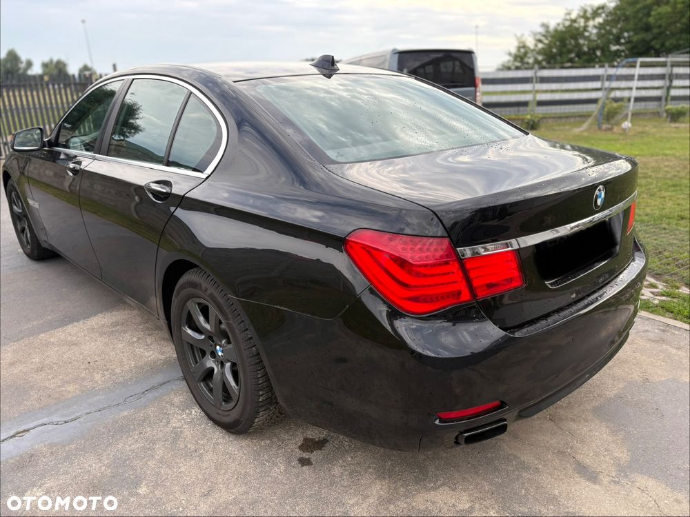 BMW Seria 7 740d - 6