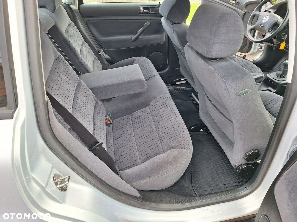 Volkswagen Passat - 23