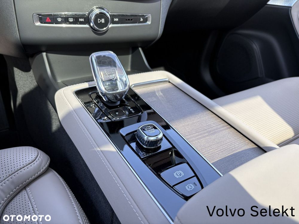 Volvo XC 90 - 19