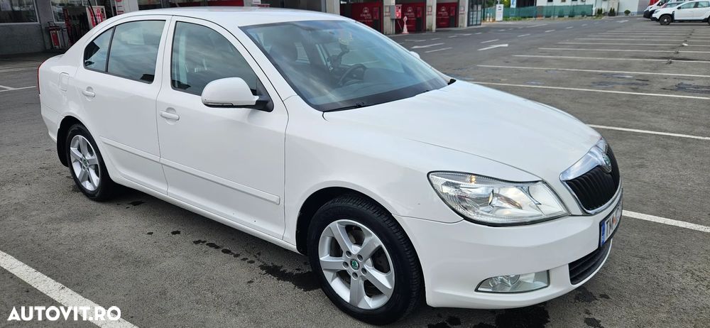 Skoda Octavia 2.0 TDI Ambiente - 2