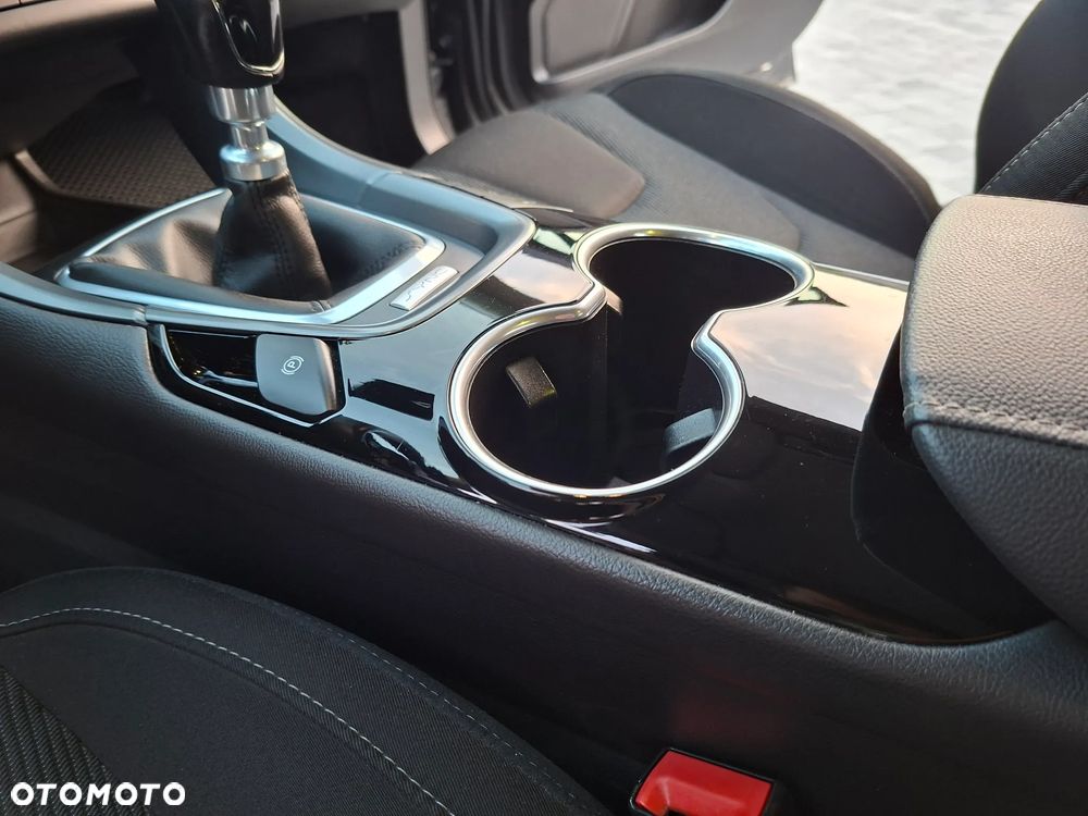 Ford Mondeo - 22