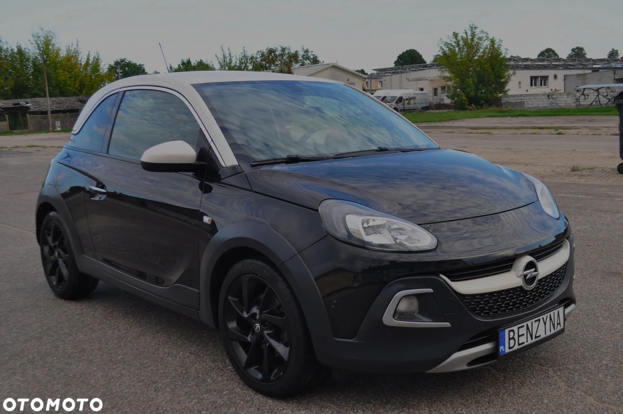 Opel Adam 1.0 T SIDI Rocks Unlimited S&S - 3