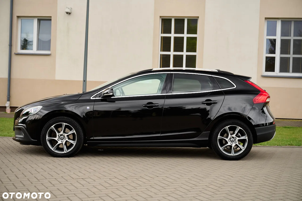 Volvo V40 Cross Country D2 Drive-E Ocean Race - 5
