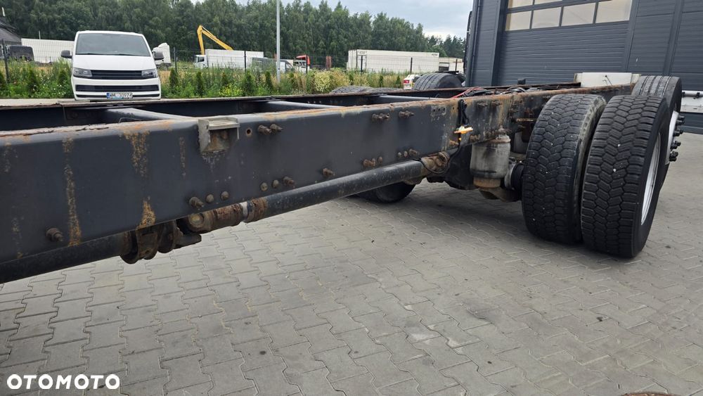 Volvo FM 370 6x2 rama do zabudowy, beczka asenizacyjna mleko laweta full air oś skrętna niski przebieg! - 15