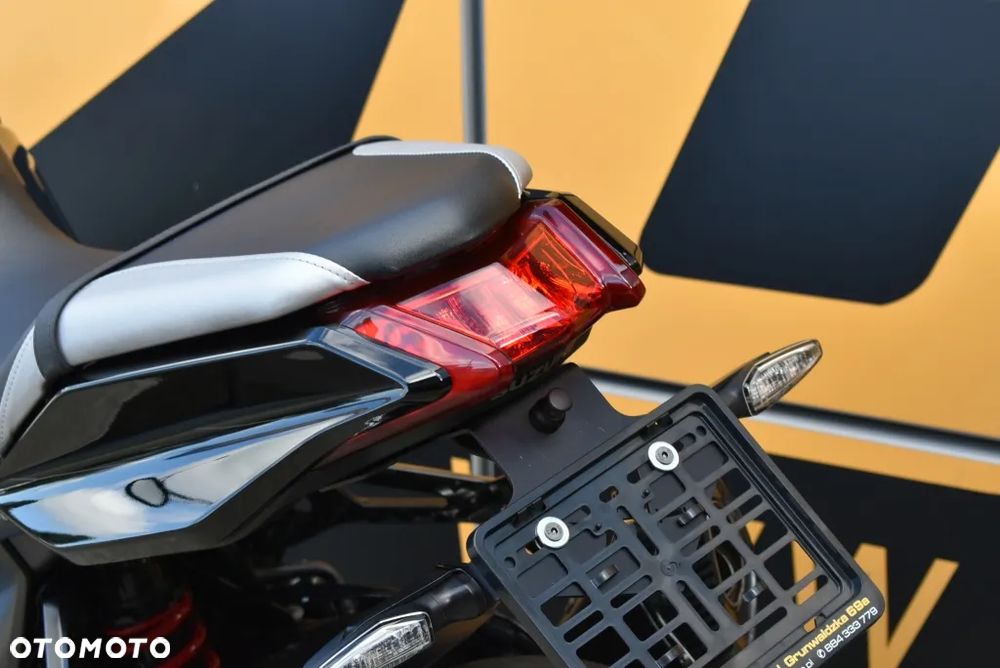 Suzuki Katana - 16