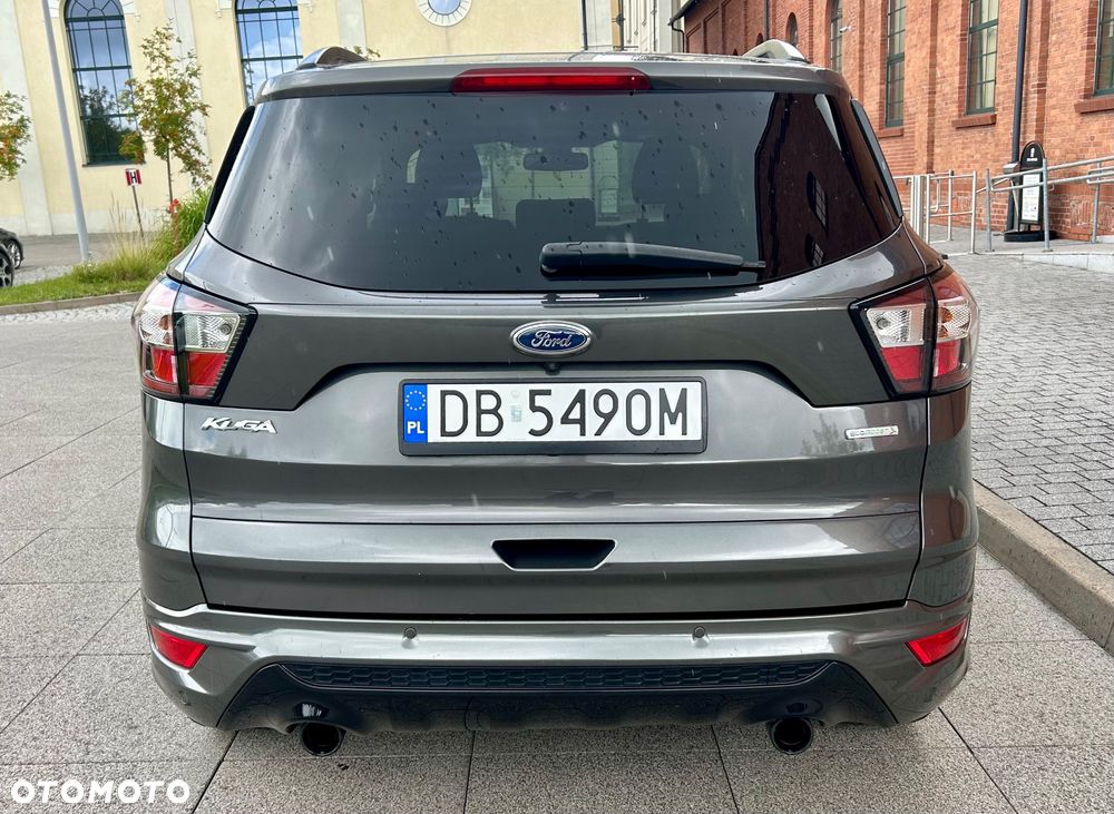 Ford Kuga 1.5 EcoBoost 2x4 ST-Line - 9