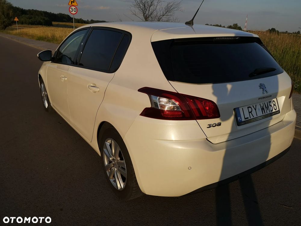 Peugeot 308 125 THP Active - 14