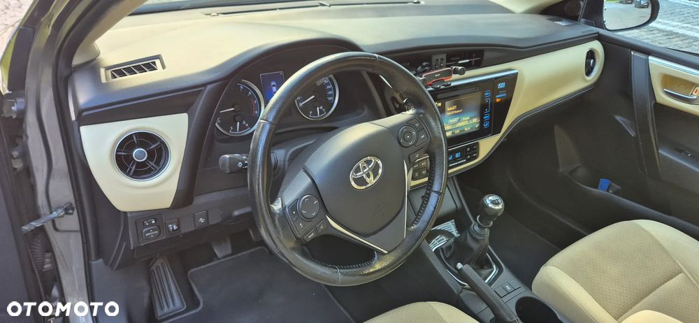 Toyota Corolla 1.6 Premium EU6 - 7