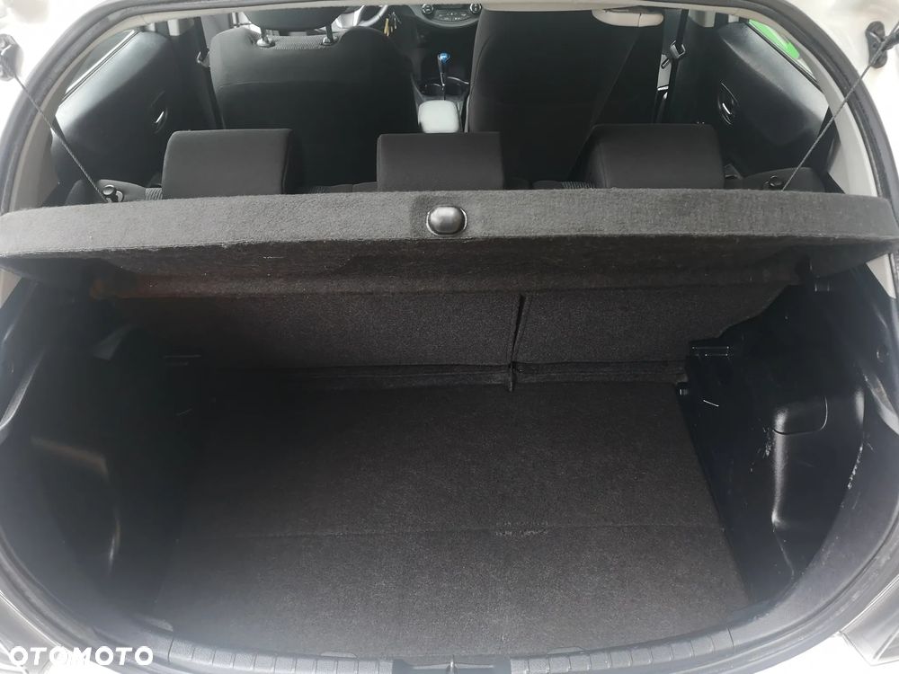 Toyota Yaris 1.5 VVT-i Style - 35