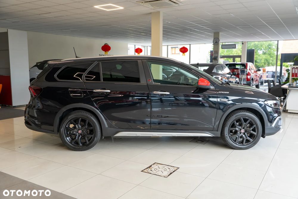 Fiat Tipo 1.5 Hybrid Red DCT - 4