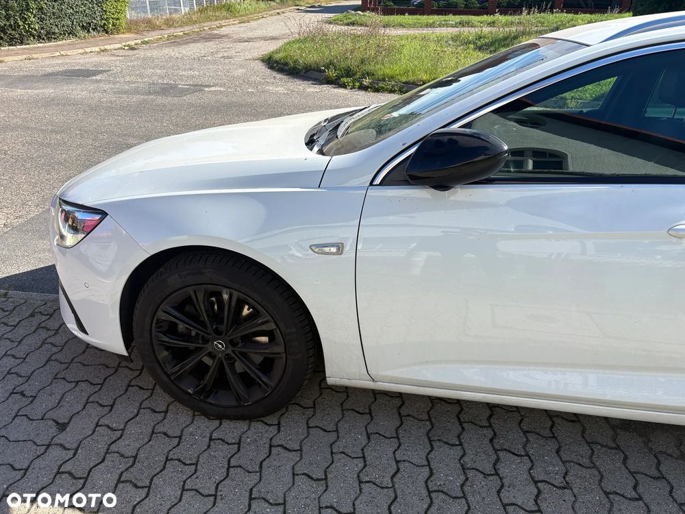 Opel Insignia - 10