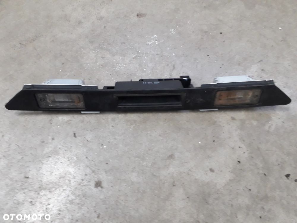 klamka przycisk bagażnika kombi A6 C6 2.0 FSI TFSI BPJ - 1