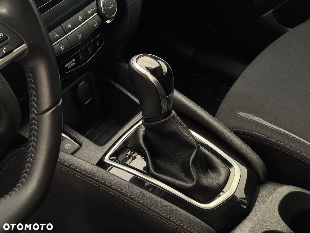 Nissan Qashqai - 9