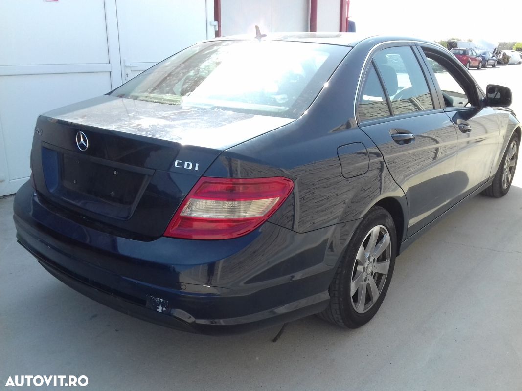 STOP MERCEDES C200 D. W203 - 1
