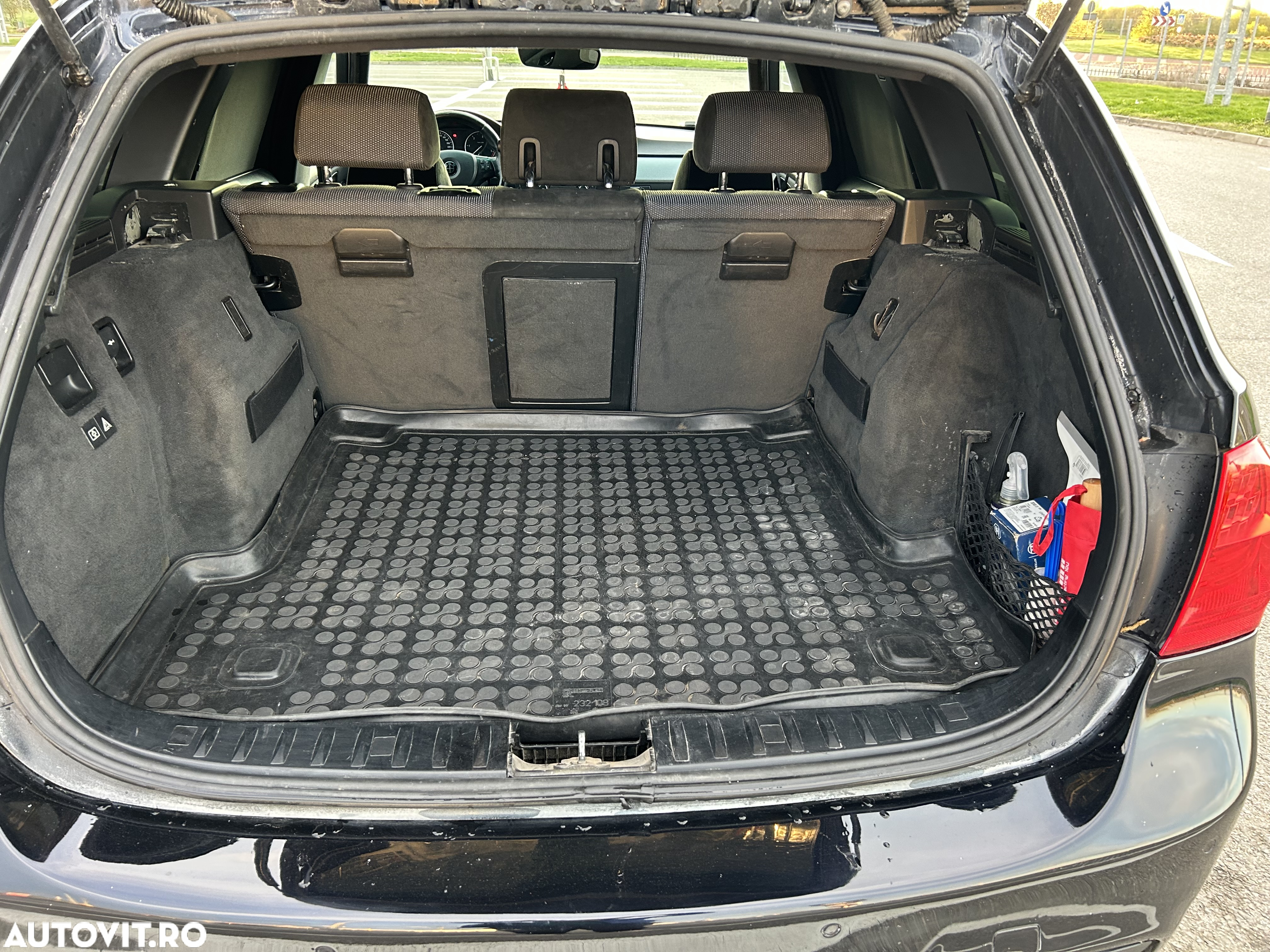 BMW Seria 3 320d xDrive DPF Touring Aut. - 7