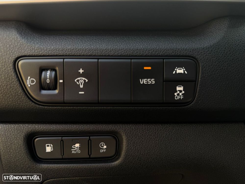 Kia Niro 1.6 GDi PHEV Urban - 23