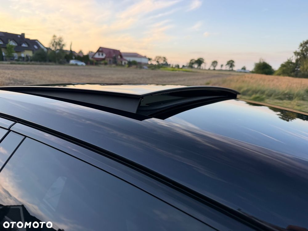 Porsche Panamera 4 - 32