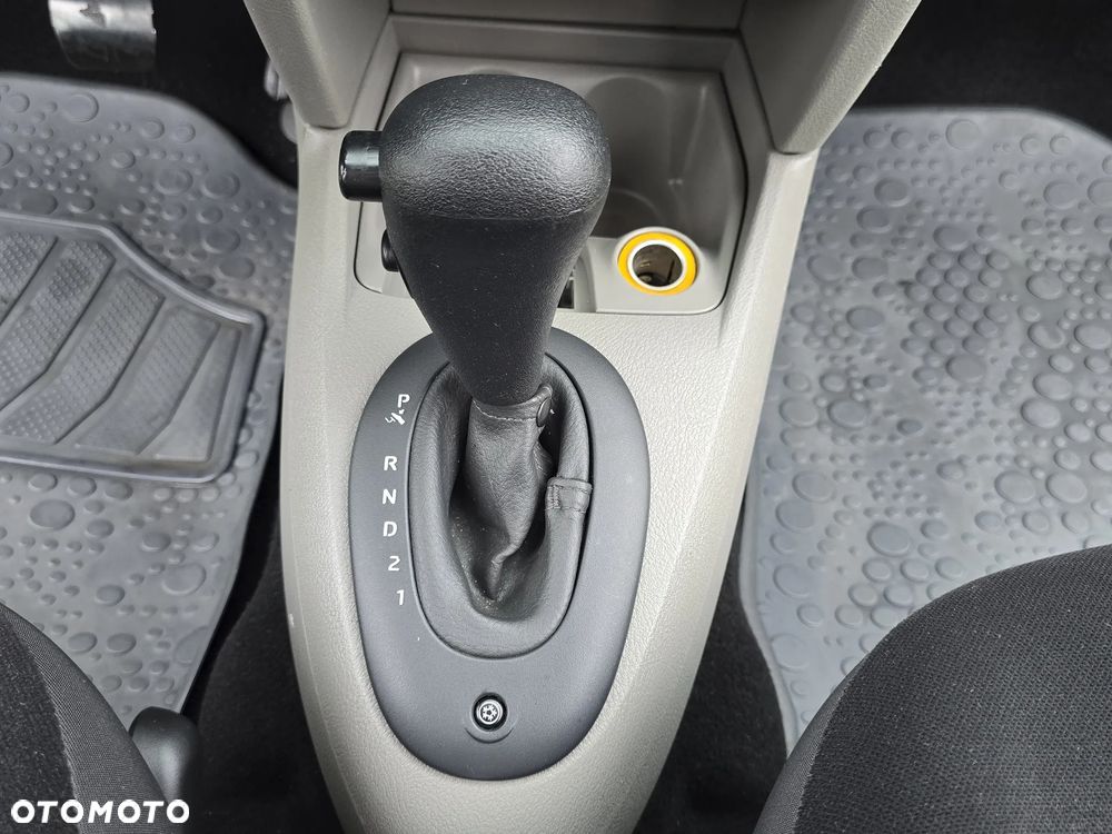Renault Thalia 1.6 16V All Inclusive - 18