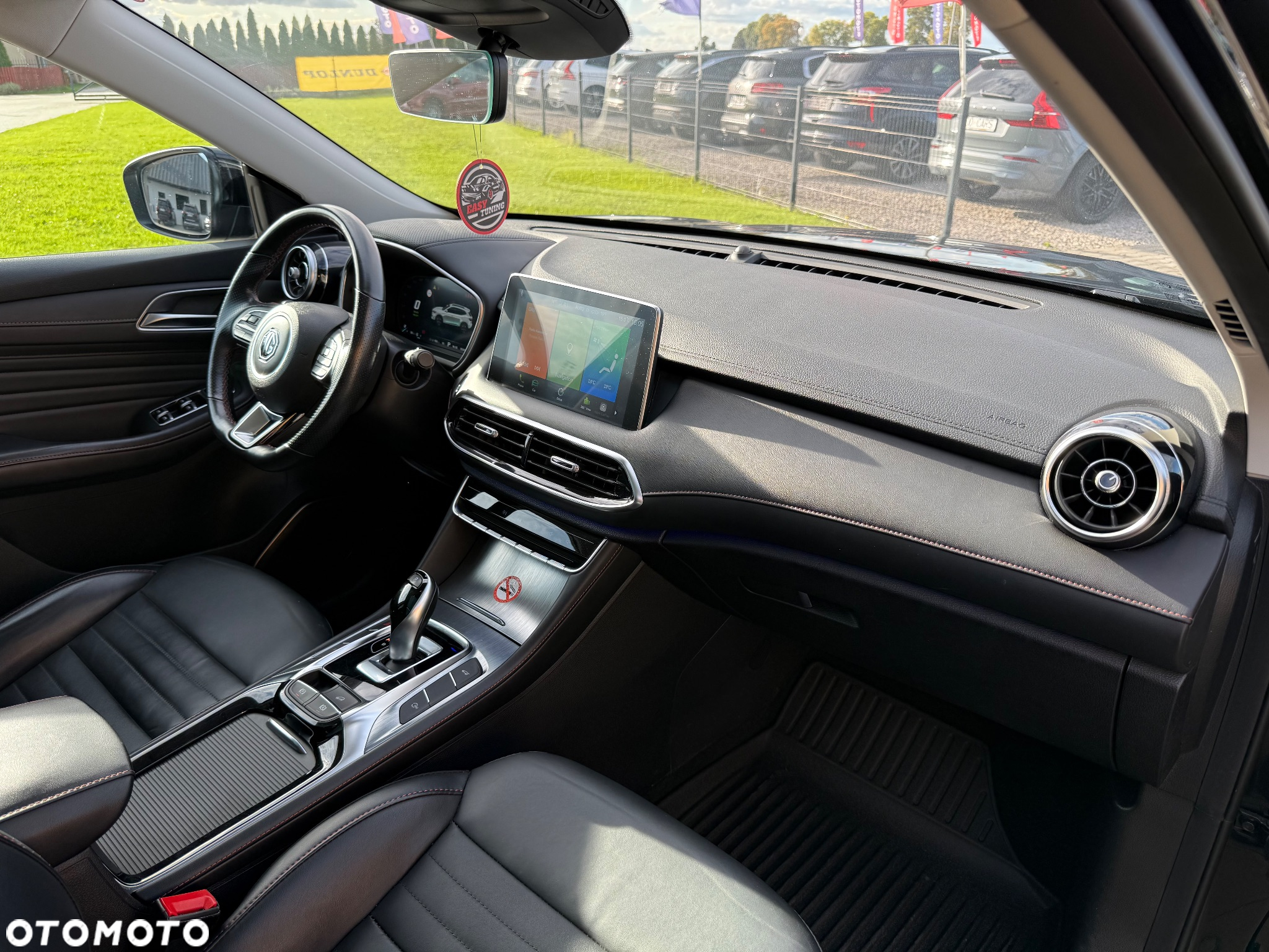 MG EHS 1.5T-GDI PHEV Luxury - 19