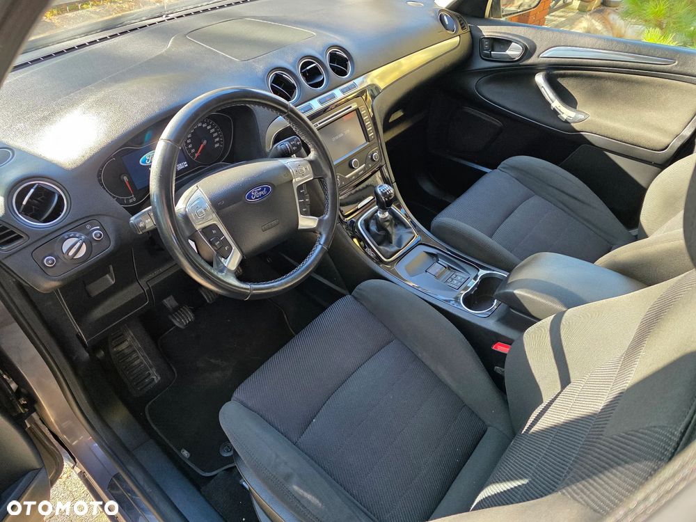 Ford S-Max 2.0 T Titanium - 21