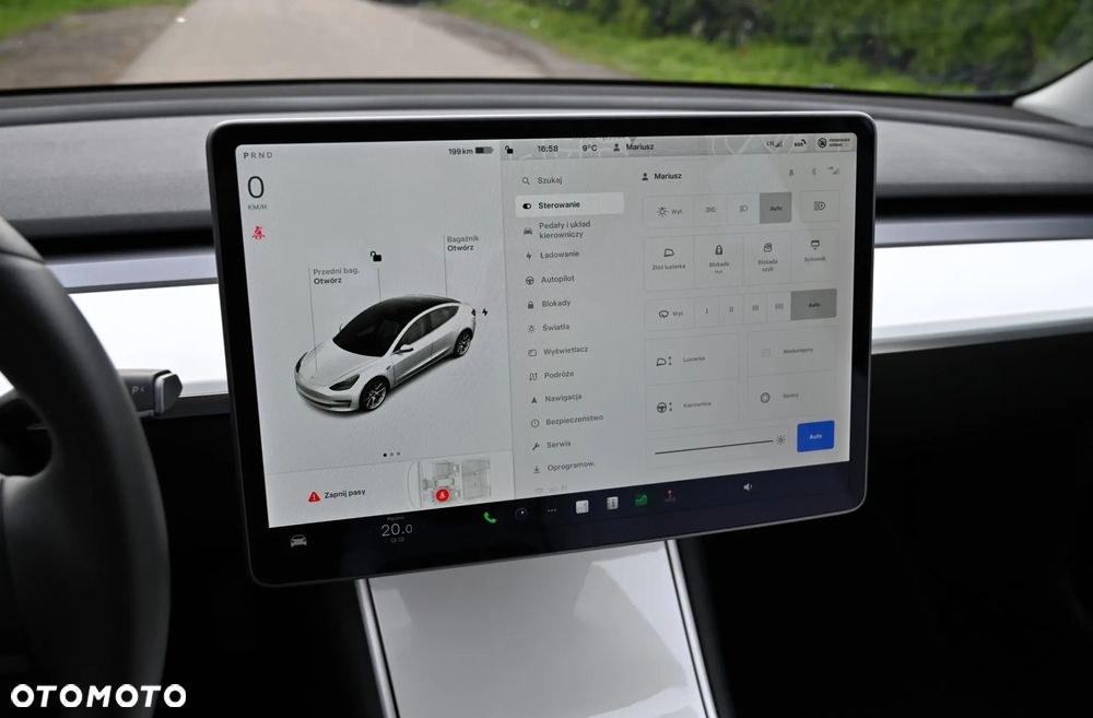 Tesla Model 3 - 31