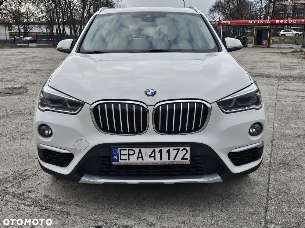 BMW X1 sDrive18d xLine - 10