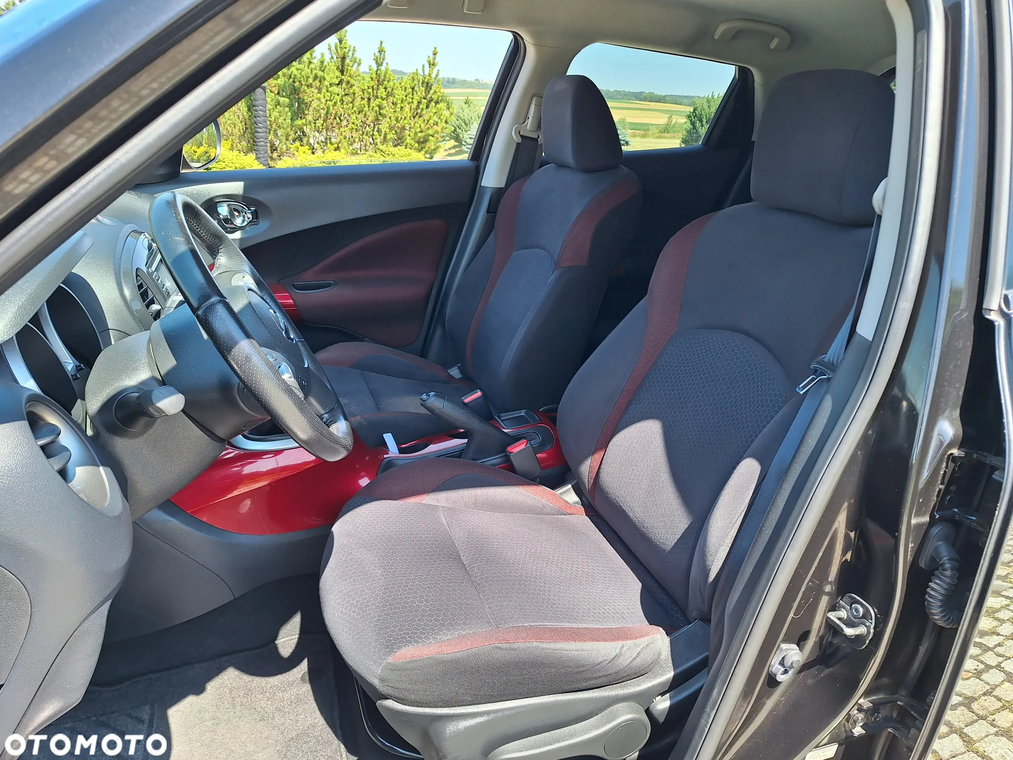Nissan Juke 1.6 DIG-T Tekna EU6 - 5