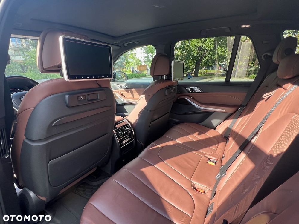BMW X5 xDrive40i - 12