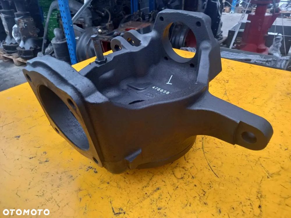 Zwrotnice przedniej osi lewa 47885850 prawa 47912893 New Holland T7.230 - 3