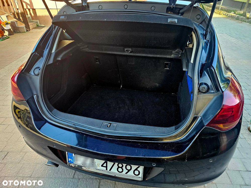 Opel Astra 2.0 CDTI Cosmo - 8