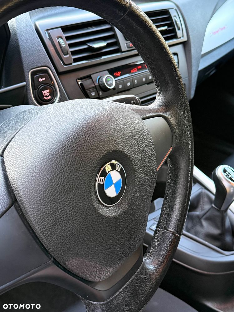 BMW Seria 1 118d - 19