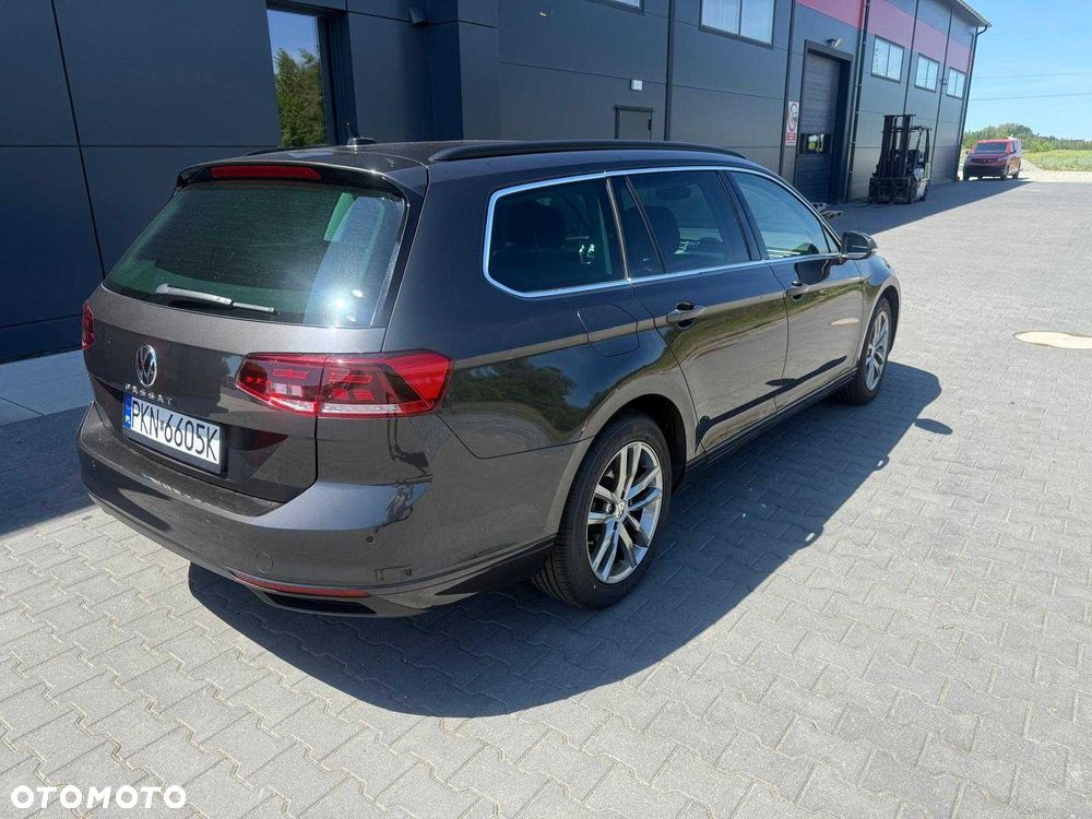 Volkswagen Passat Variant - 3