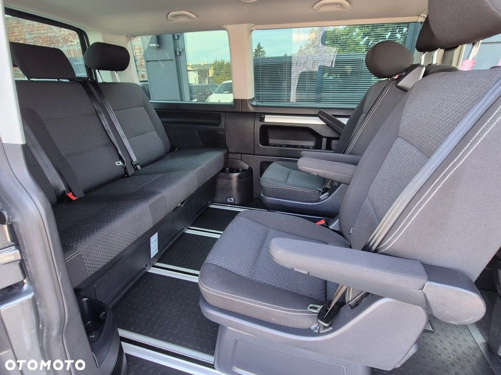 Volkswagen Multivan 2.0 TDI L1 Comfortline DSG - 29