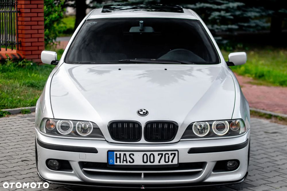 BMW Seria 5 523i - 6
