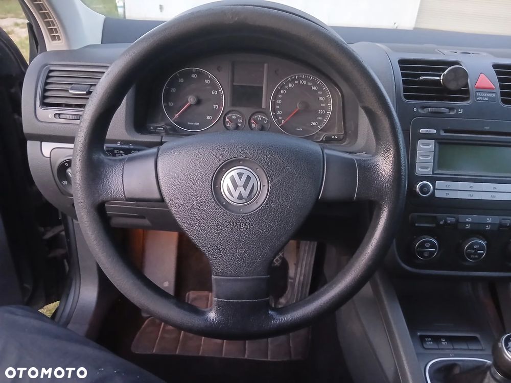 Volkswagen Golf - 12