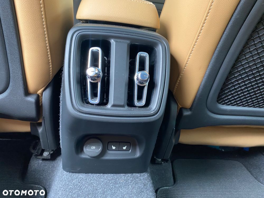 Volvo XC 40 T5 AWD Geartronic Inscription - 12