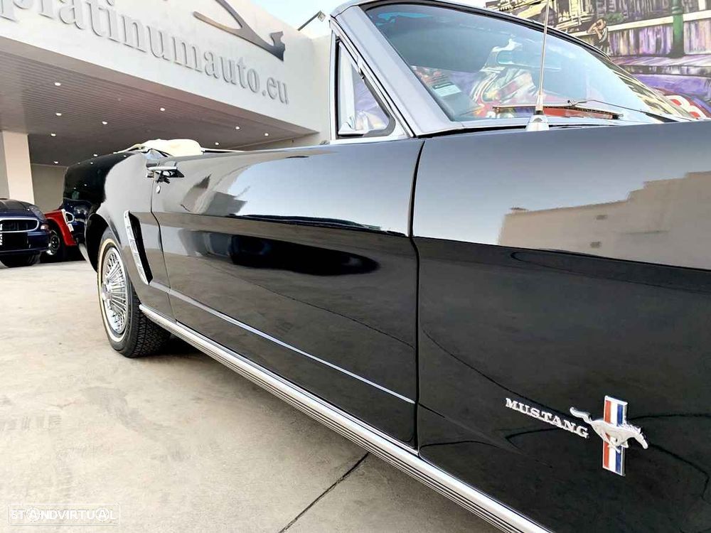Ford Mustang - 39