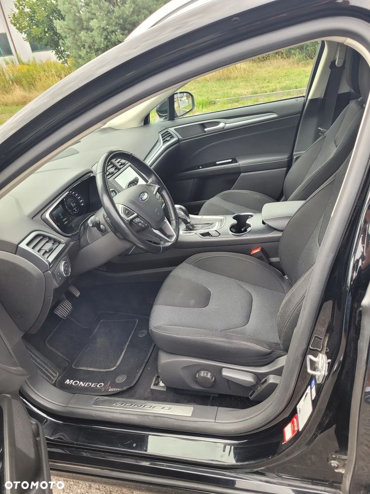 Ford Mondeo - 8