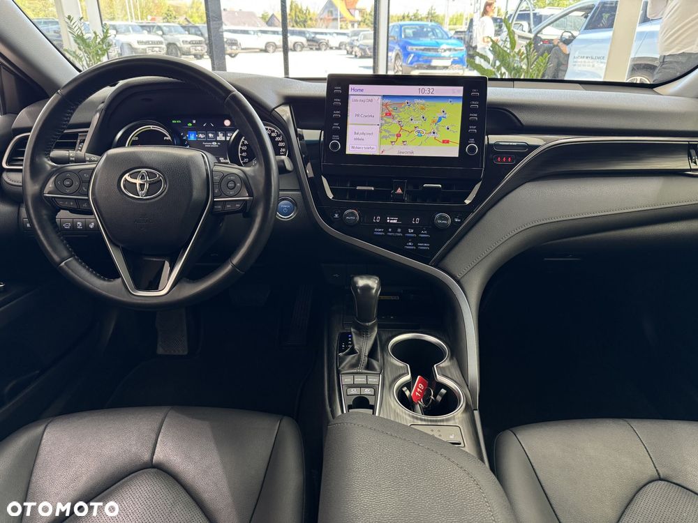 Toyota Camry 2.5 Hybrid Executive CVT - 14