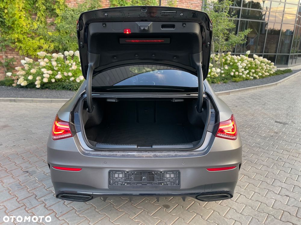 Mercedes-Benz CLA 200 AMG Line 7G-DCT - 7