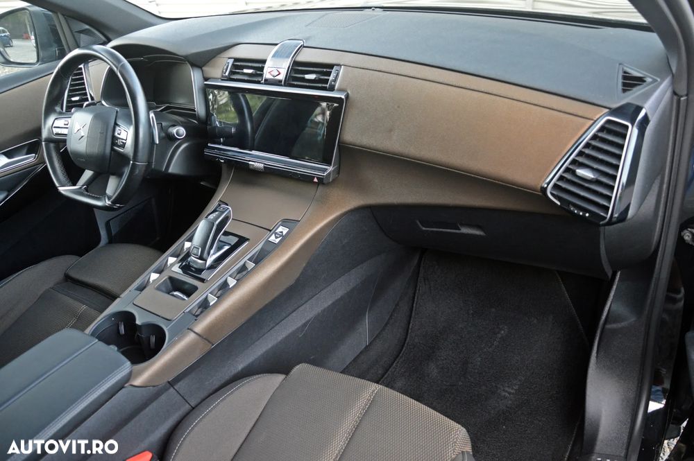 DS Automobiles DS 7 Crossback - 25