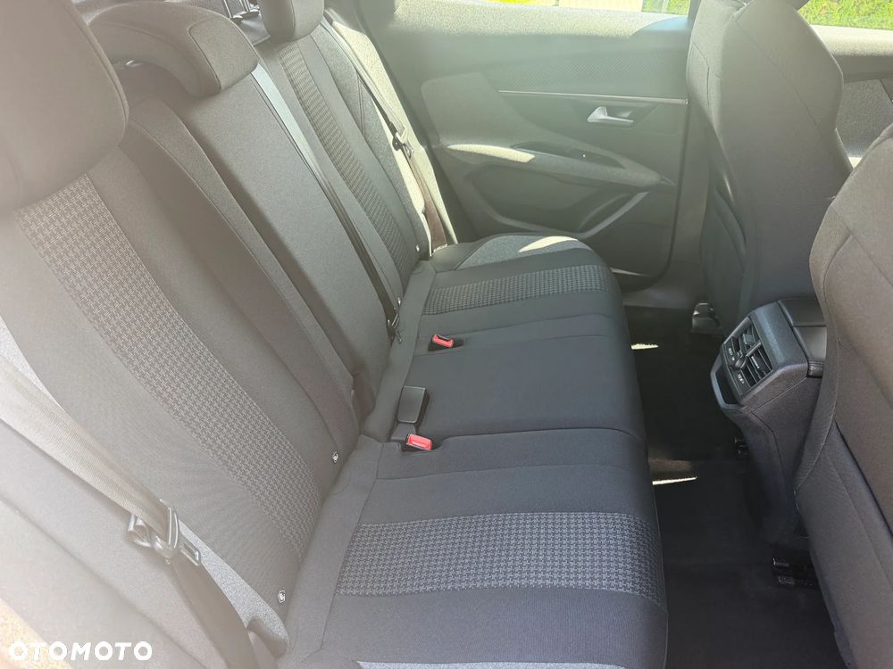 Peugeot 3008 - 21