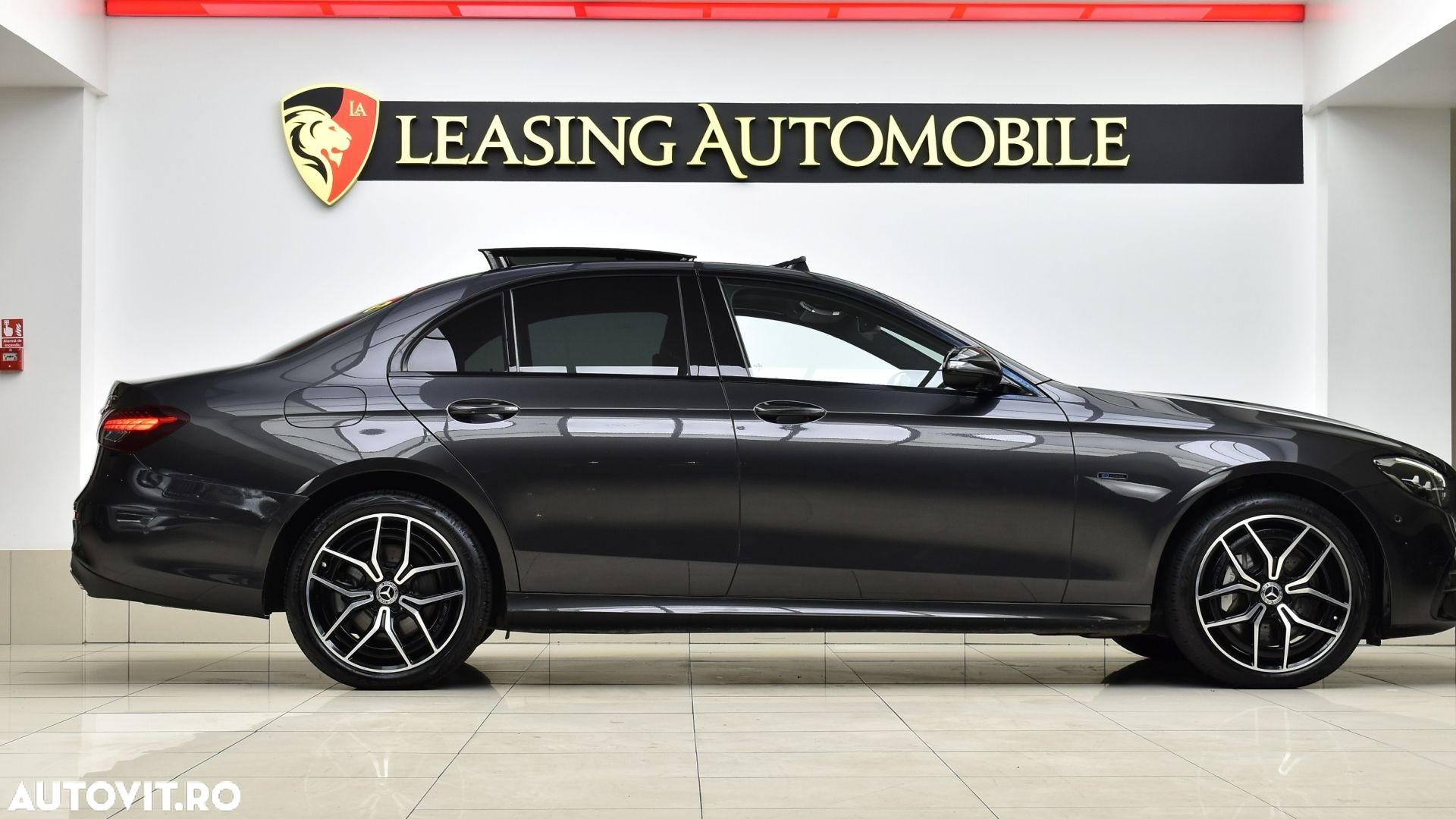 Mercedes-Benz E 220 d 4Matic 9G-TRONIC AMG Line - 7