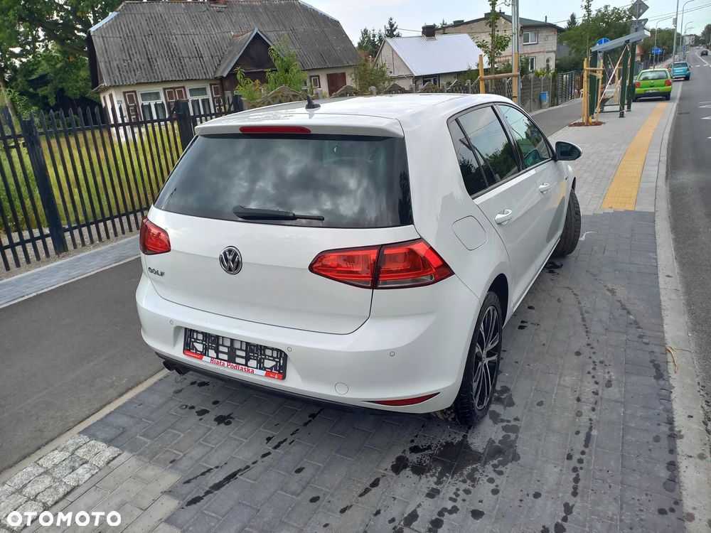 Volkswagen Golf 1.4 TSI BMT Comfortline - 9