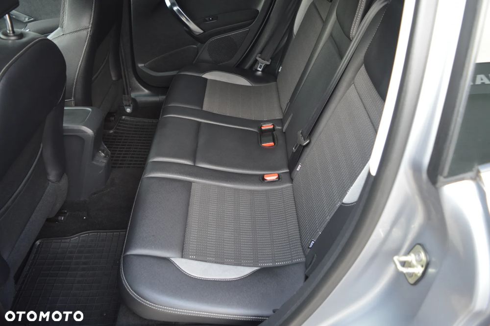 Peugeot 2008 1.6 VTi Allure - 14