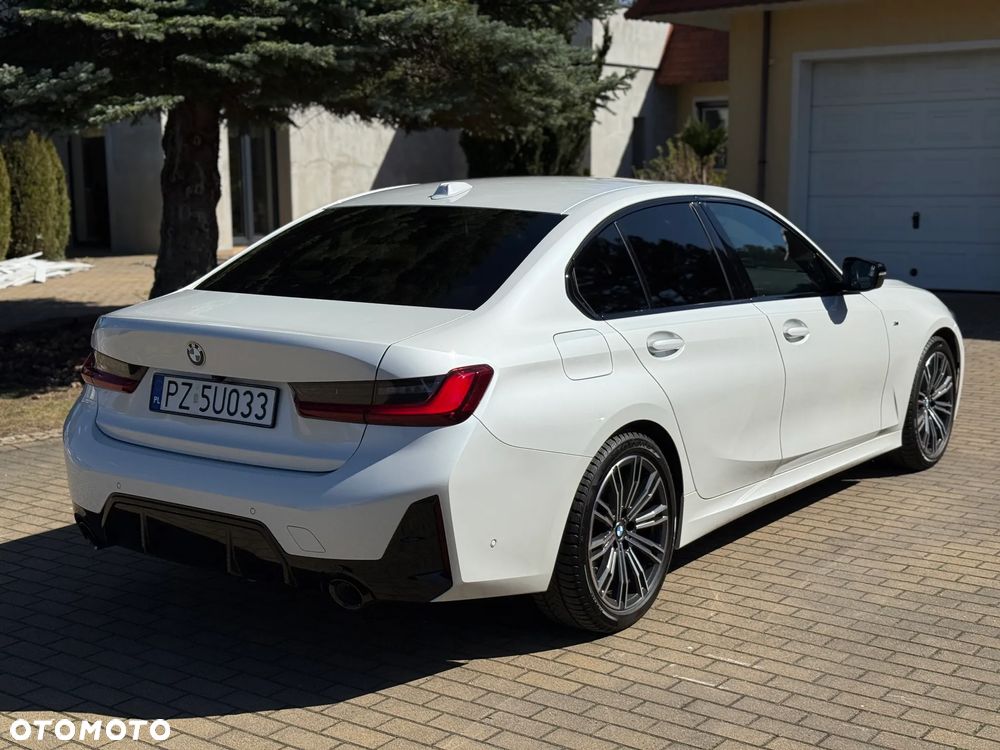 BMW Seria 3 320d xDrive M Sport sport - 12