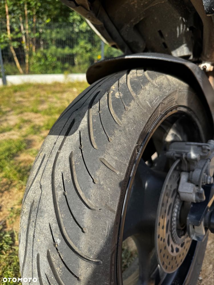 Yamaha FZ6 - 11