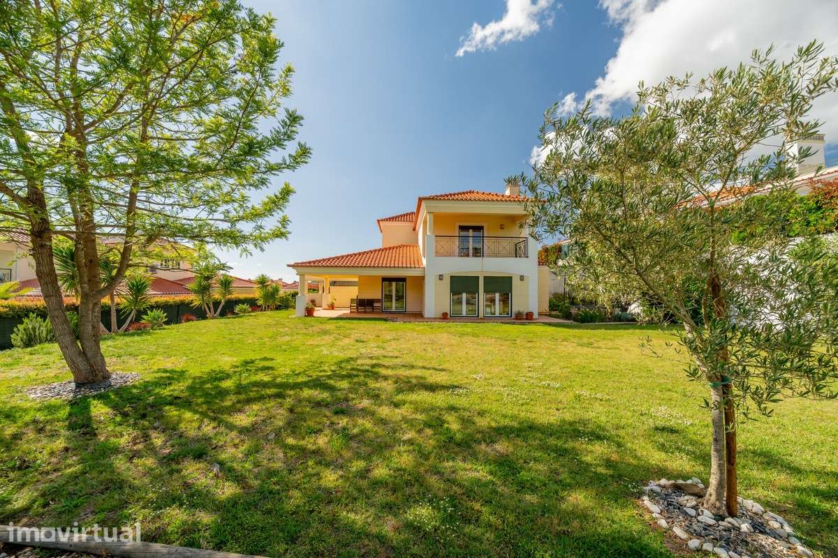 Moradia T4 Isolada com Vista Serra no Campo Real Resort - Grande imagem: 2/43