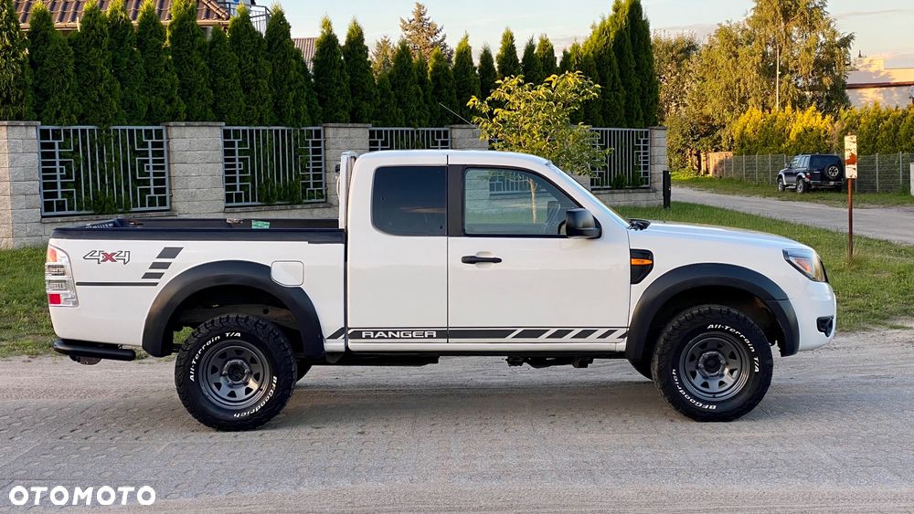 Ford Ranger 2.5 TDCi DC XLT - 3